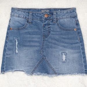 Girls Justice distressed denim skirt size 8